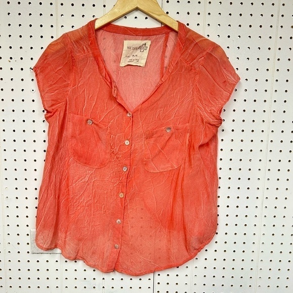 We the Free Button Up Top - Picture 1 of 3